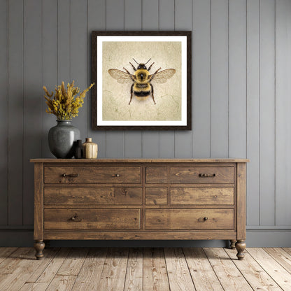 Bumblebee with hearts print